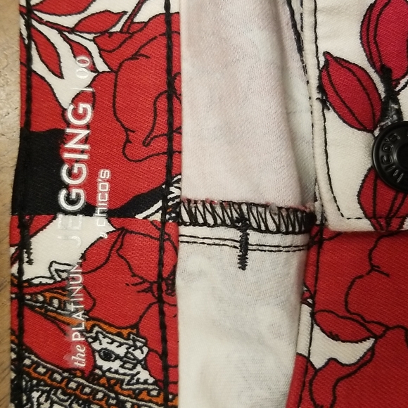 Women's Chico's jeggings - Picture 7 of 8